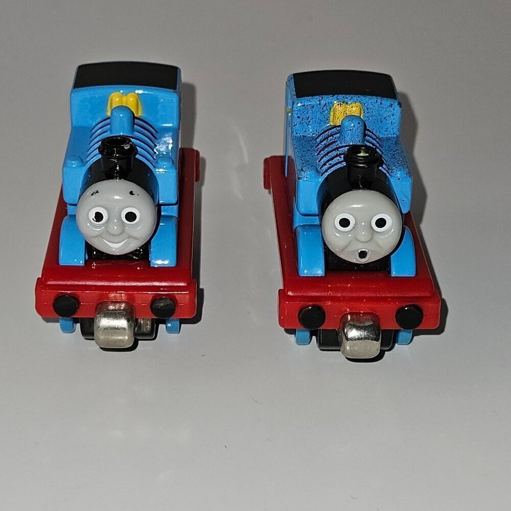 2 Thomas Tank Engine Take N Play Metal Diecast Train Lot Coal Dust